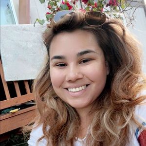 Meet your Posher, Andrea